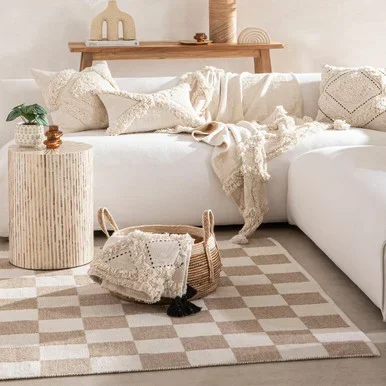 AxelMediumCheckeredFloorRug