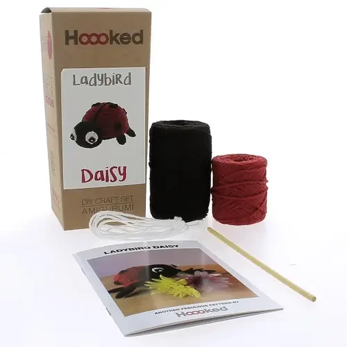 Hoooked Amigurumi DIY Kit W/Eco Barbante Yarn-Ladybird Daisy – 5A0023XB-1G747