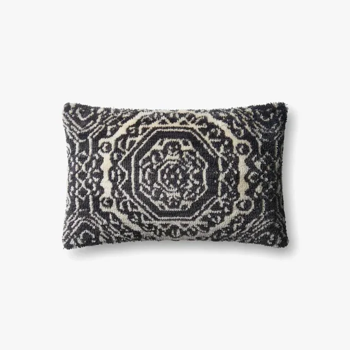 P0578 Black/White 13″x21″ Down Pillow