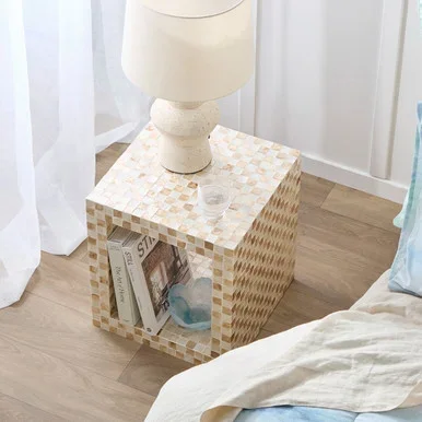 SohoNaturalCapizCheckSideTable